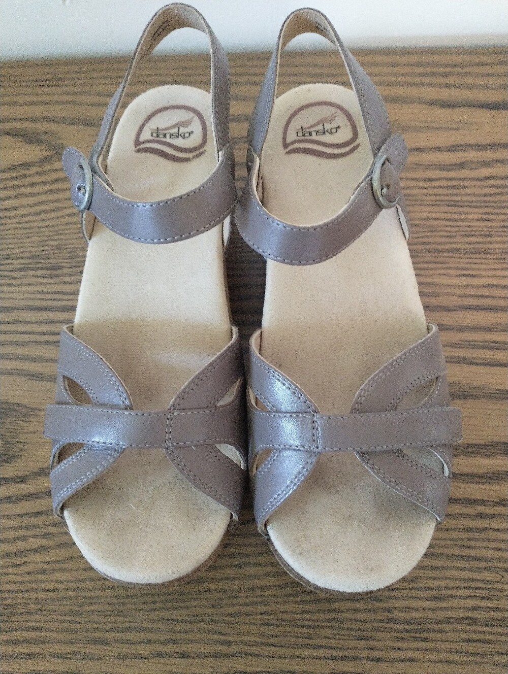 Dansko Women’s Taupe Leather Mary Jane Clog Season Sandals Euro 38 US 7.5-8